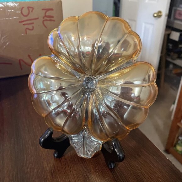Vintage Jeannette Marigold Iridescent Carnival Glass "Doric" Clover Shaped Dish - Picture 4 of 7